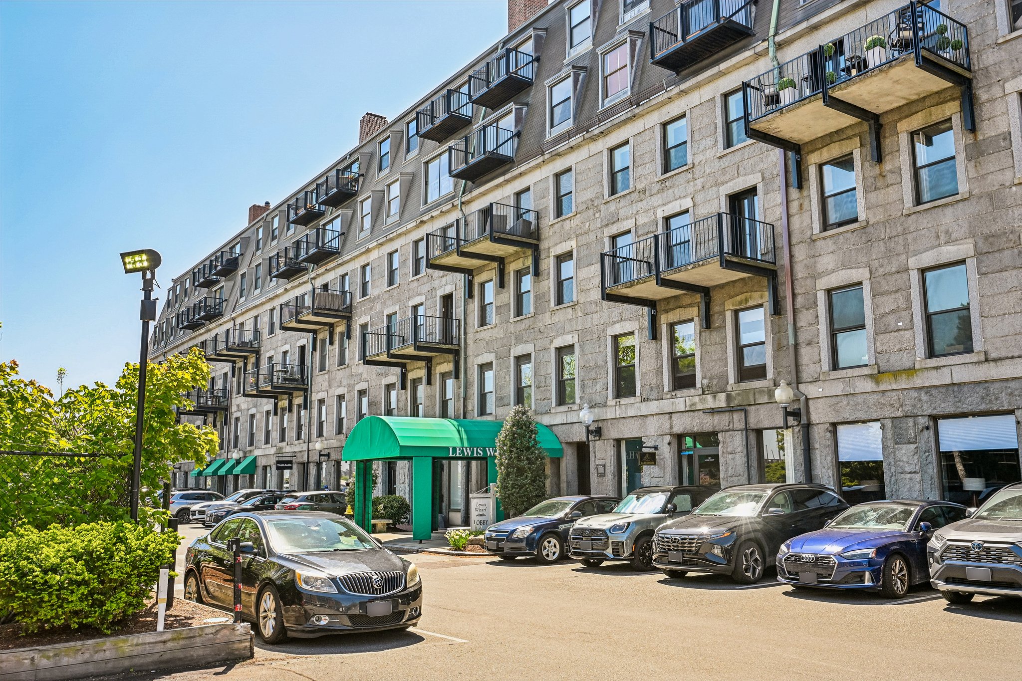 Atlantic Ave 628-S1805-002.jpg