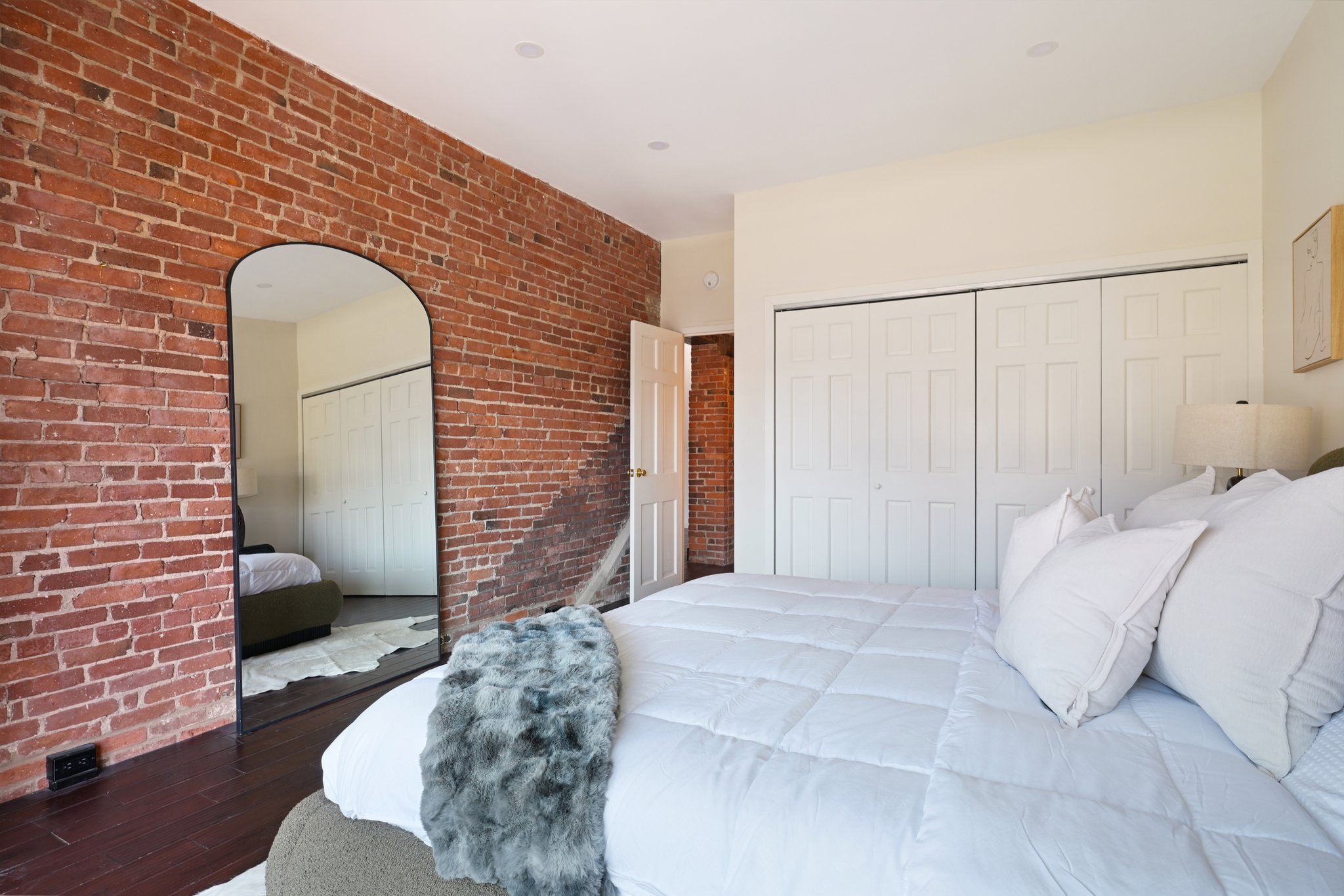 Atlantic Ave 628-S1805-025.jpg