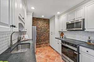 Atlantic Ave 628-S1805-016.jpg