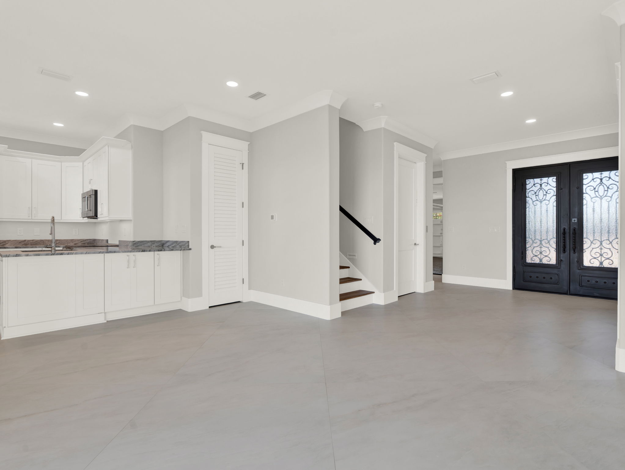 28 Baybridge Dr (f1) 3