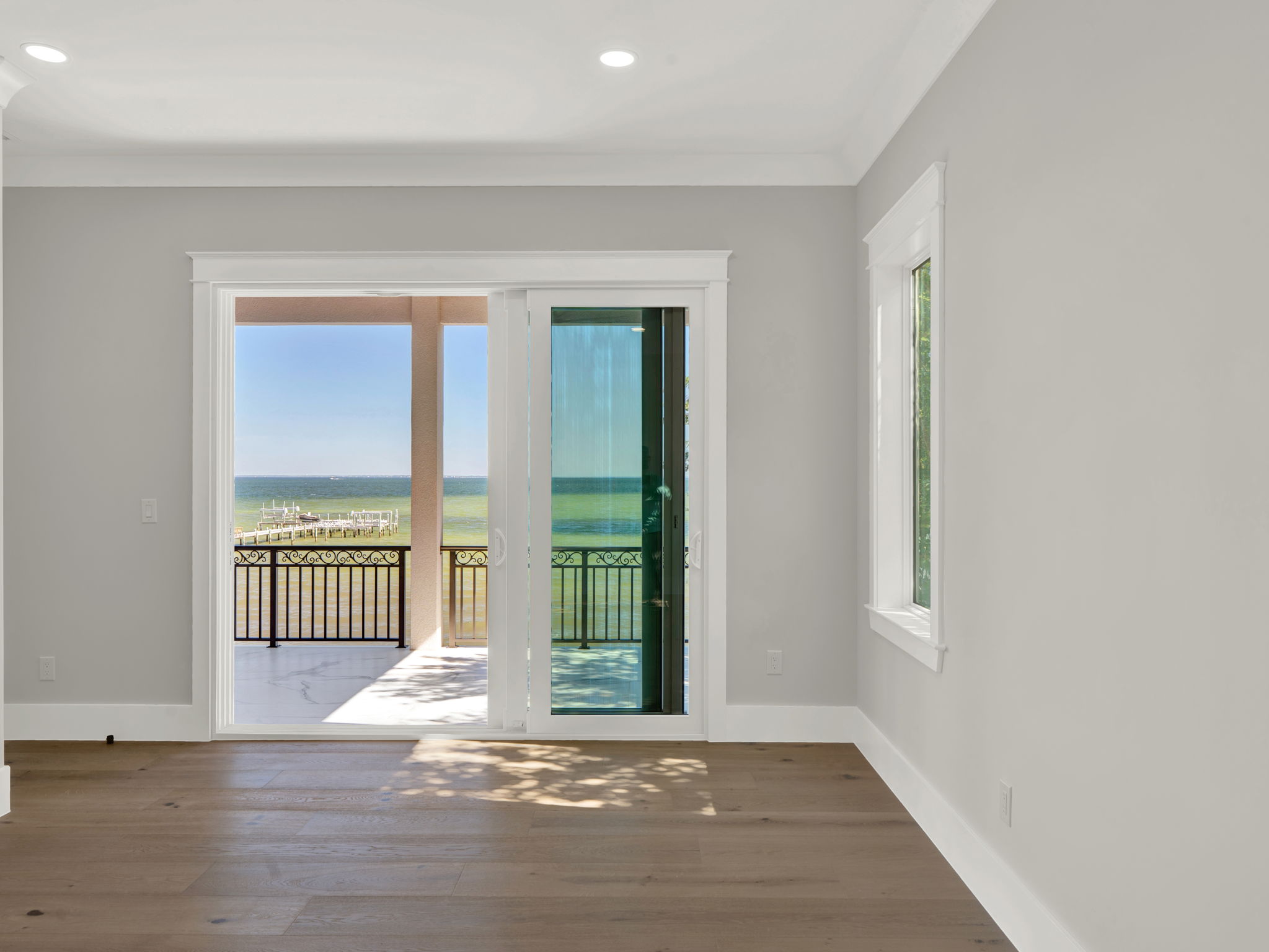 28 Baybridge Dr (f2) 13