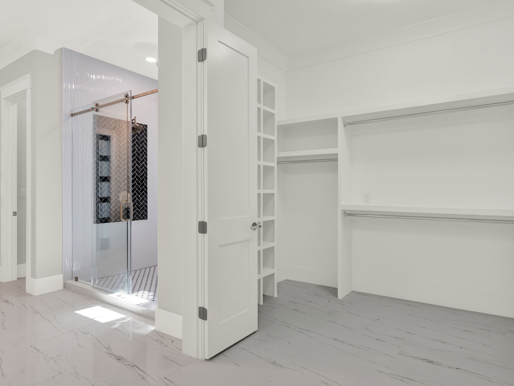 28 Baybridge Dr (f2) 24