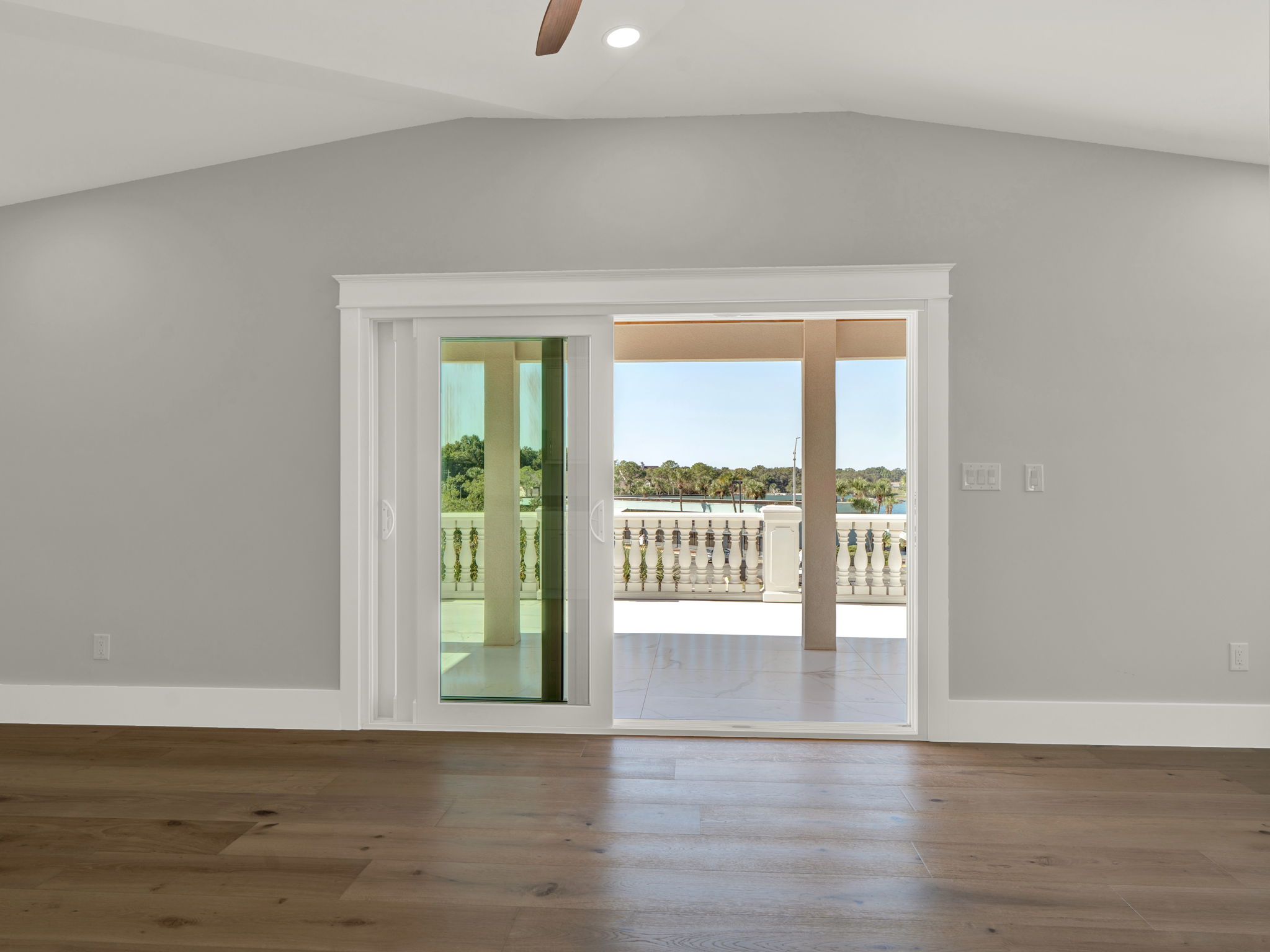 28 Baybridge Dr (f3) 31