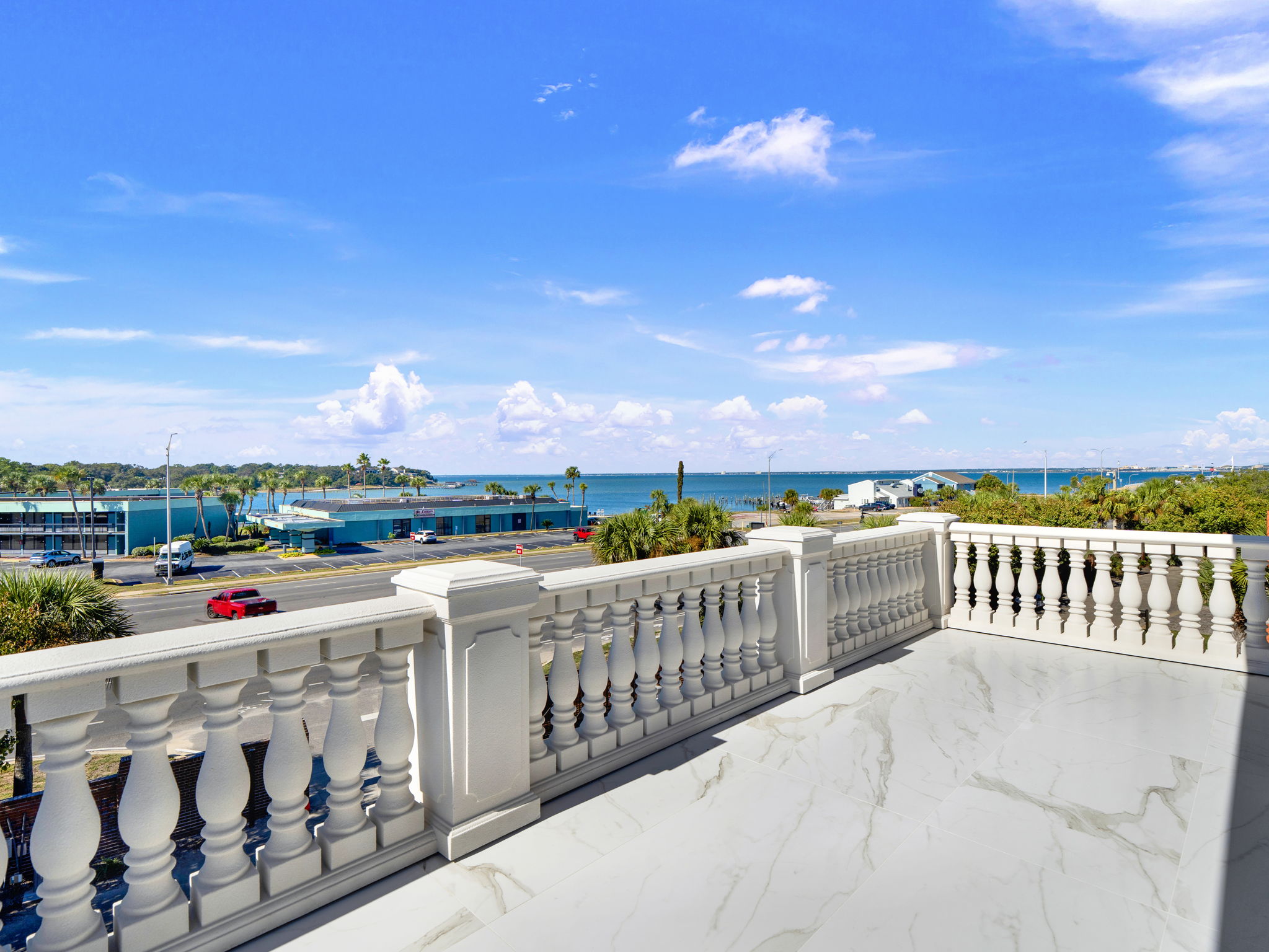 28 Baybridge Dr (f3) 33