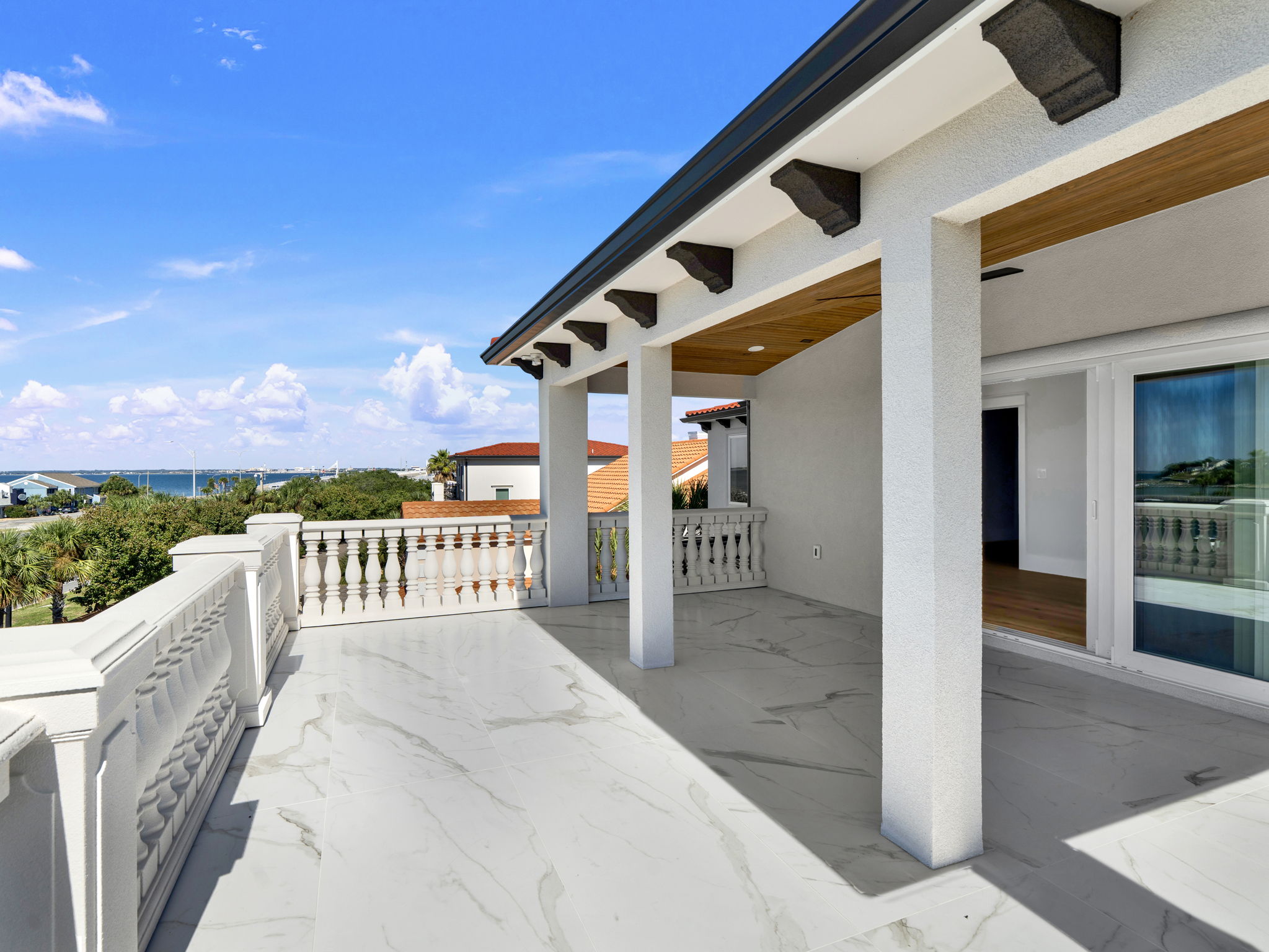 28 Baybridge Dr (f3) 34