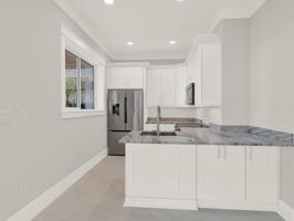 28 Baybridge Dr (f1) 13