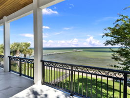 28 Baybridge Dr (f2) 11