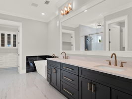 28 Baybridge Dr (f2) 12