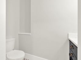 28 Baybridge Dr (f2) 30