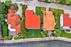 28 Baybridge Dr (Exterior) lot lines - GIS