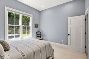 28 Brynn Ln, Alton, NH 03810, USA Photo 3