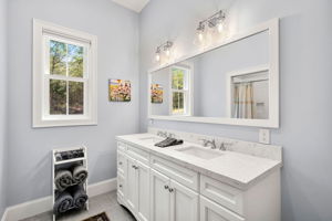 28 Brynn Ln, Alton, NH 03810, USA Photo 6