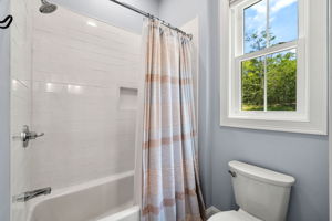 28 Brynn Ln, Alton, NH 03810, USA Photo 7
