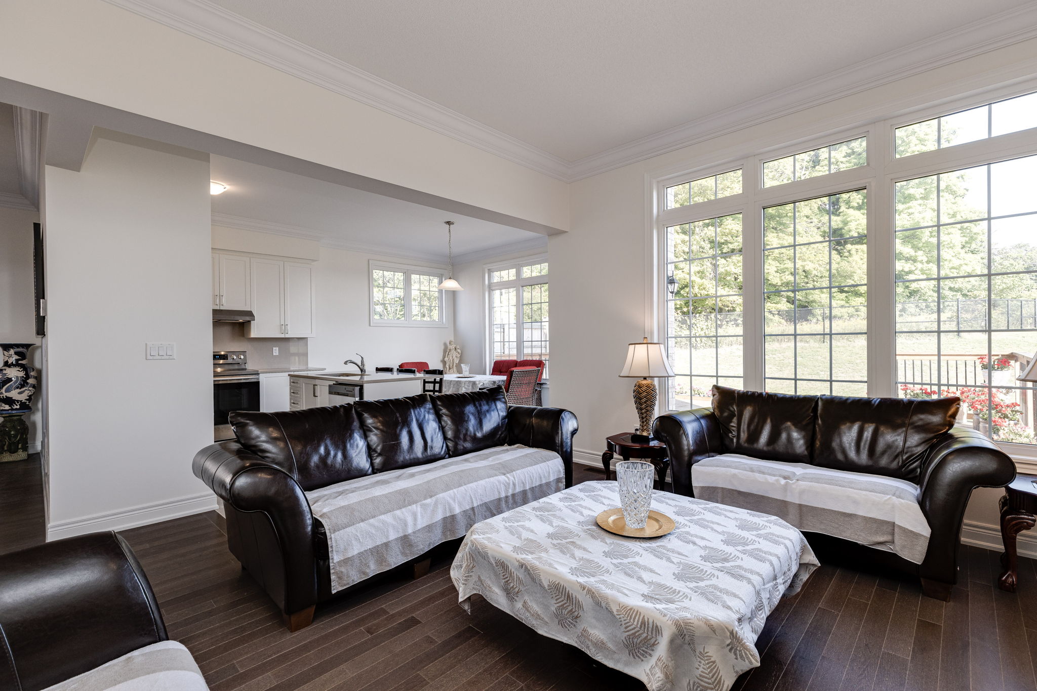 East Gwillimbury property showcase — delivered property photograph 16