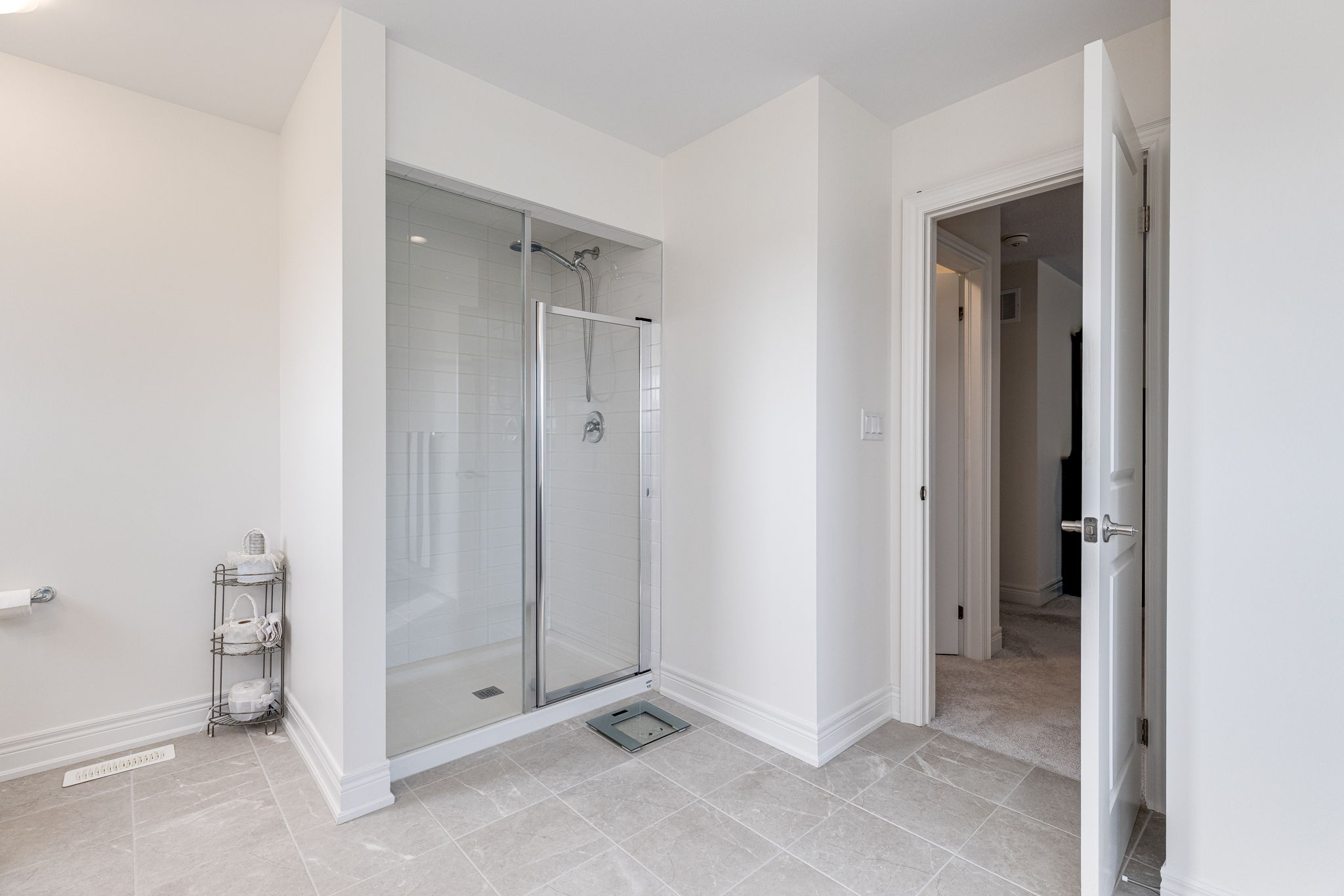 East Gwillimbury property showcase — delivered property photograph 32