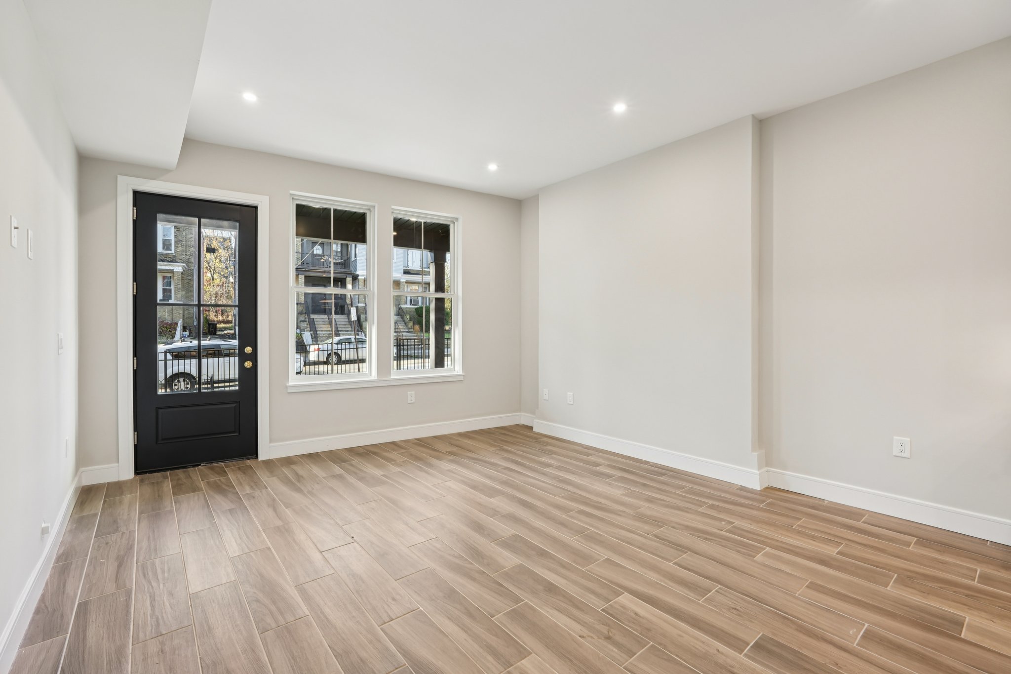 Clinton Ave-S1911-005.jpg