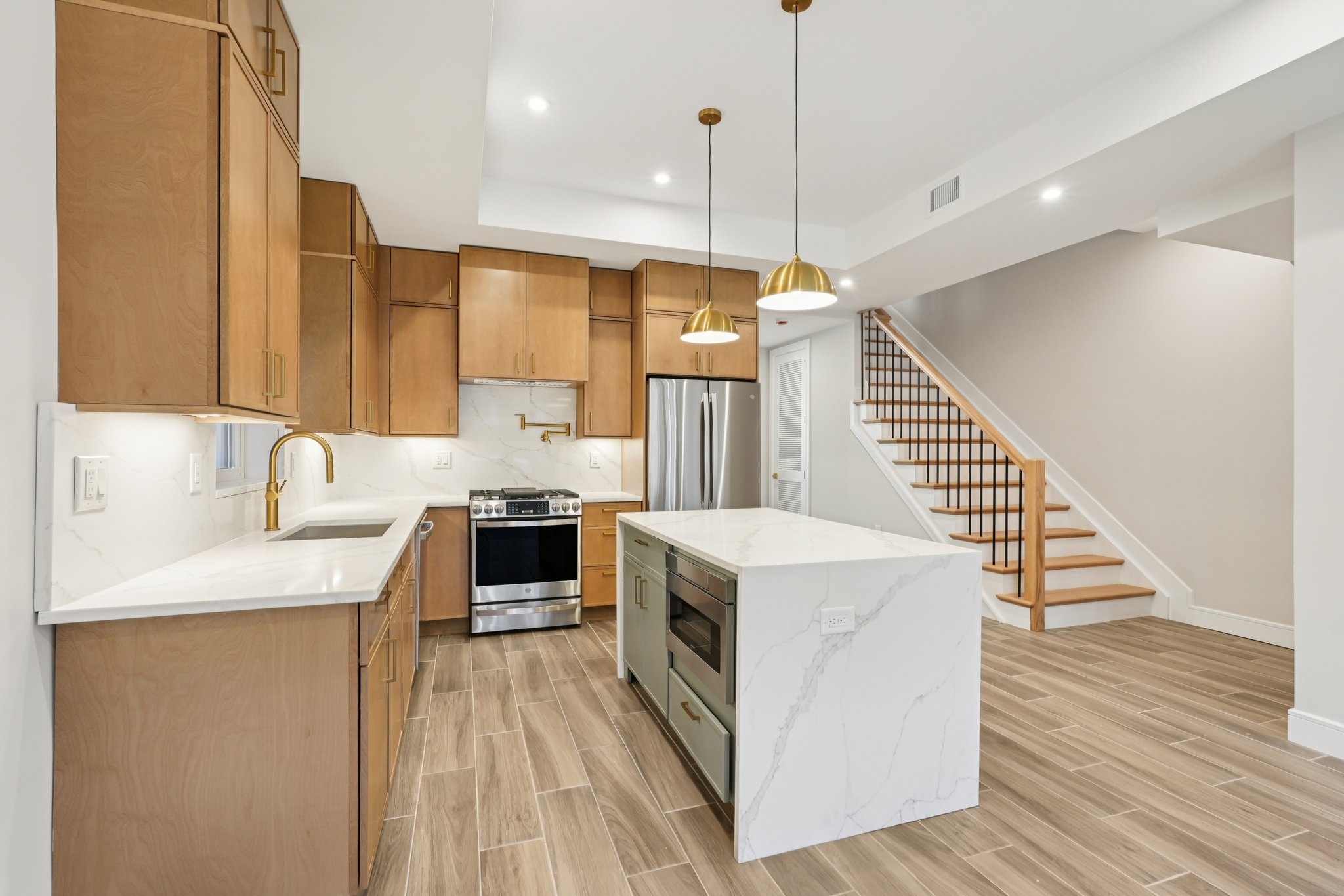 Clinton Ave-S1911-009.jpg