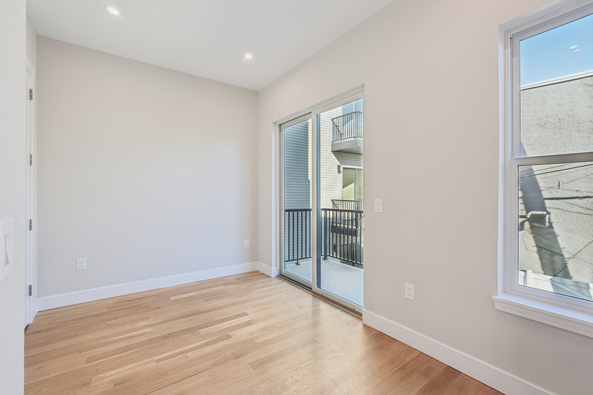 Clinton Ave-S1911-020.jpg