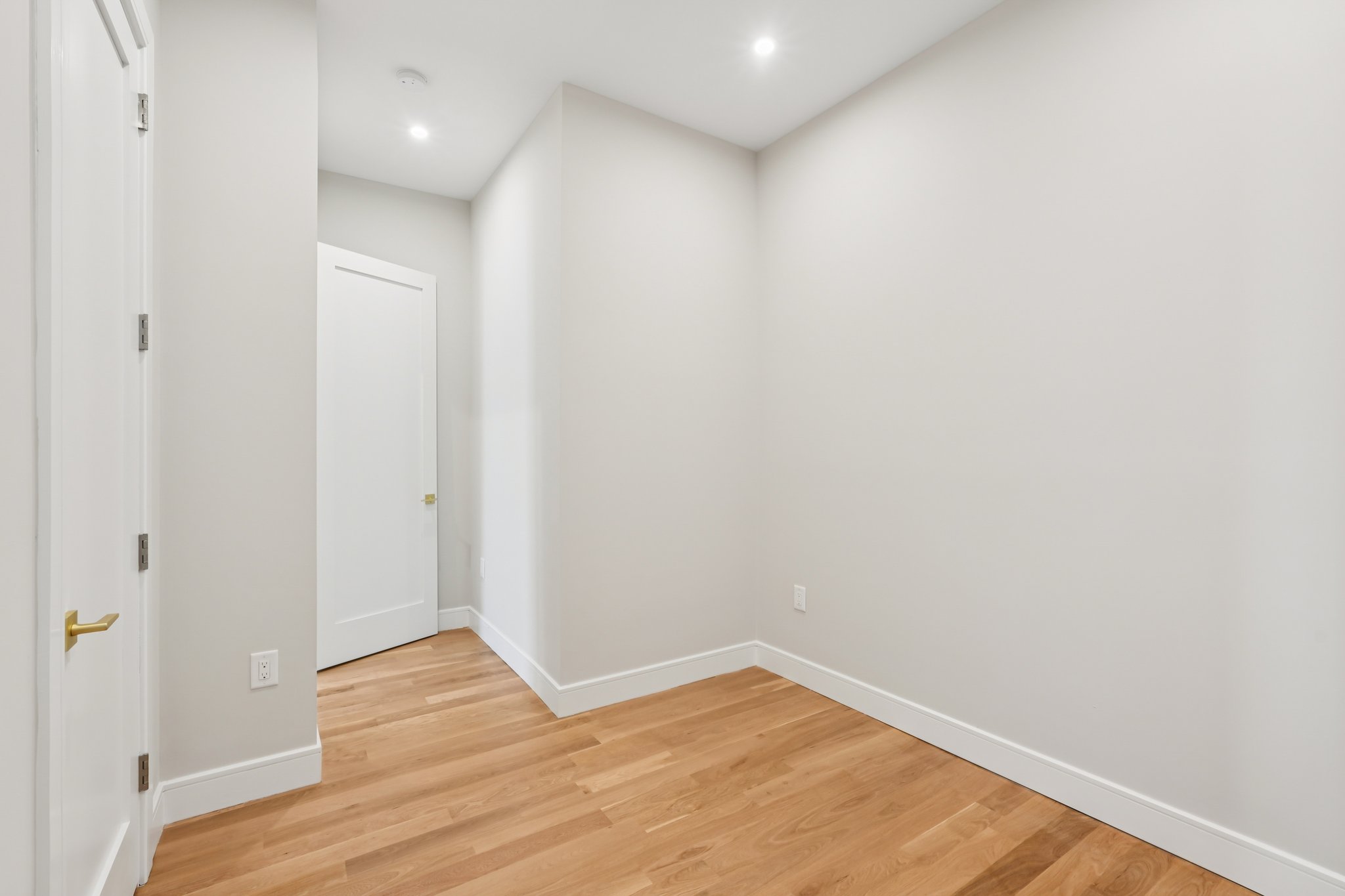 Clinton Ave-S1911-027.jpg