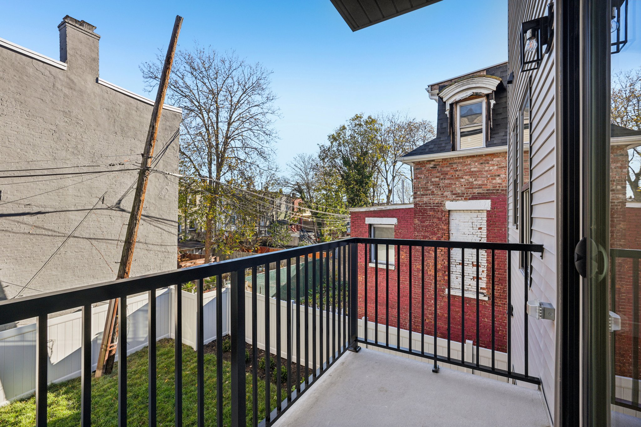 Clinton Ave-S1911-034.jpg