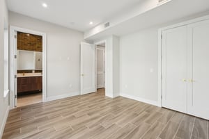 Clinton Ave-S1911-017.jpg