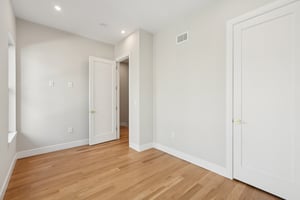 Clinton Ave-S1911-023.jpg