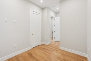 Clinton Ave-S1911-026.jpg