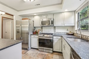 Concord Rd apt a-S0809-021.jpg