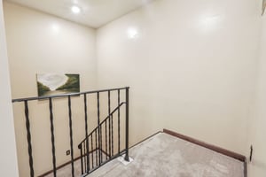 Concord Rd apt a-S0809-045.jpg