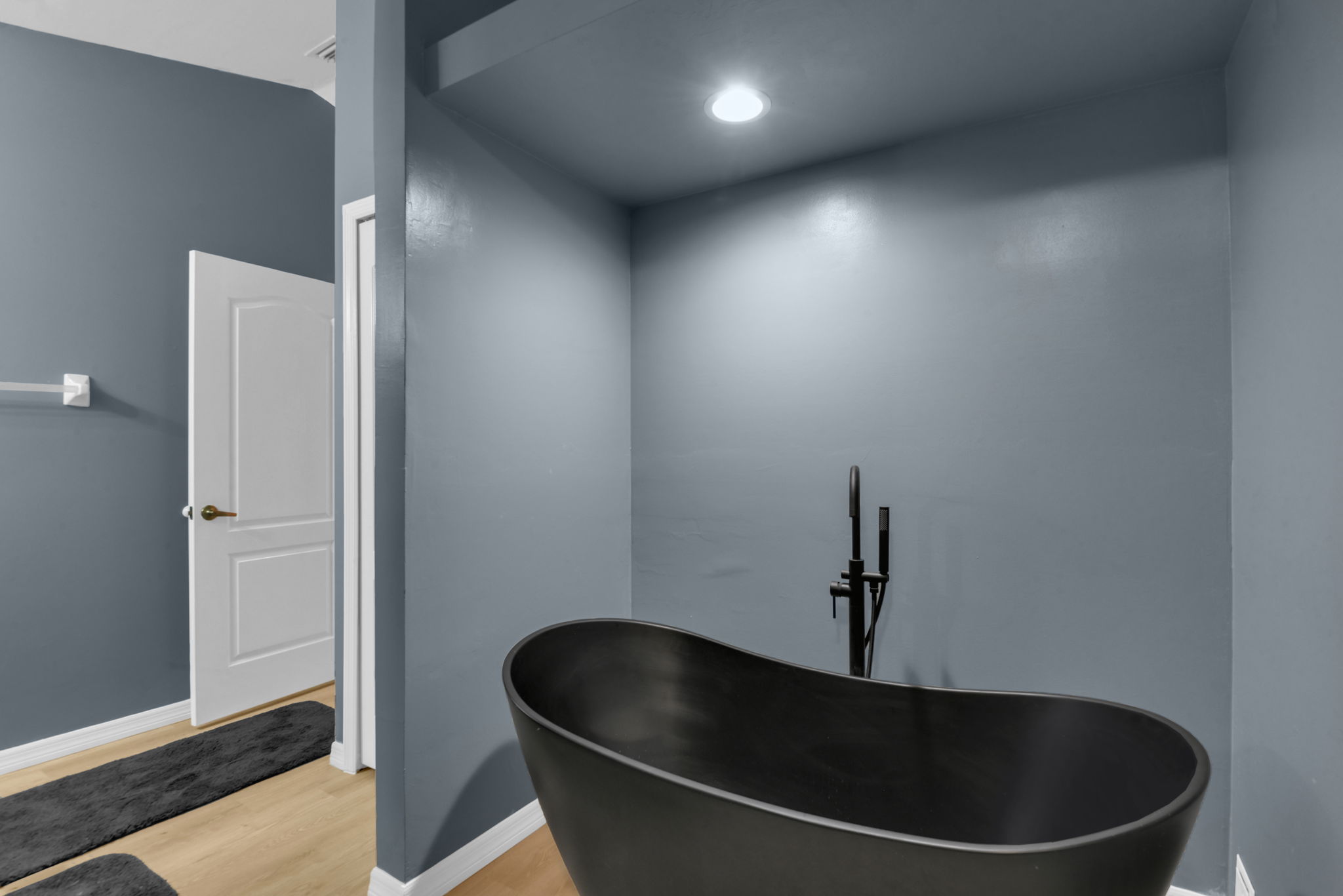 Primary Full Bath