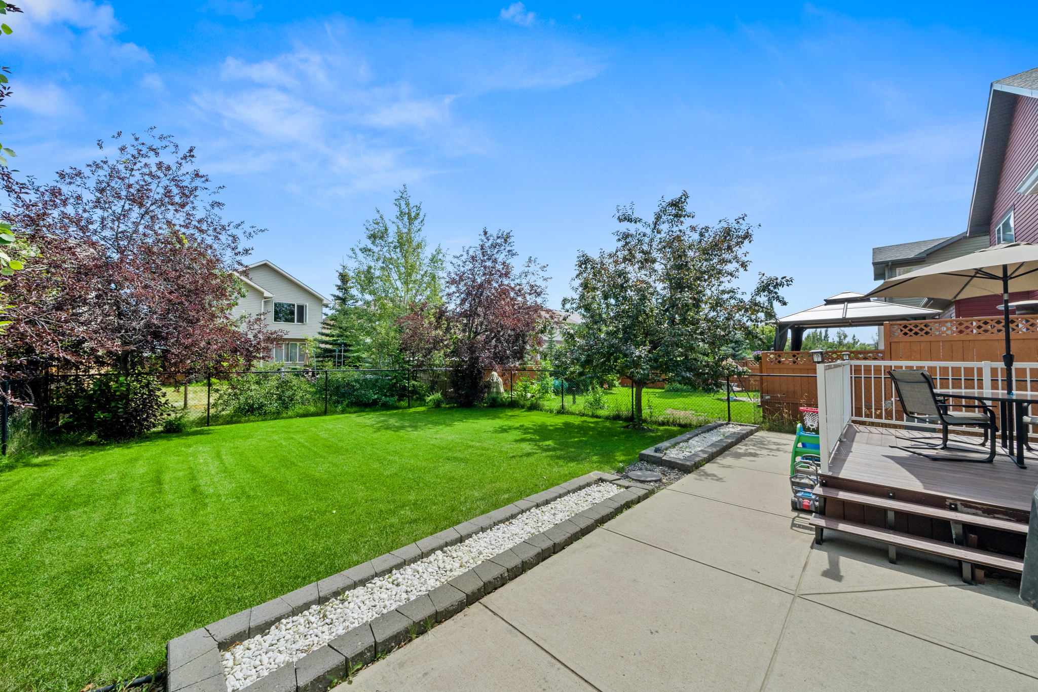 28 Cougar Ridge Manor SW, Calgary, AB T3H 0V3, Canada Photo 5