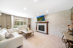 28 Cougar Ridge Manor SW, Calgary, AB T3H 0V3, Canada Photo 17