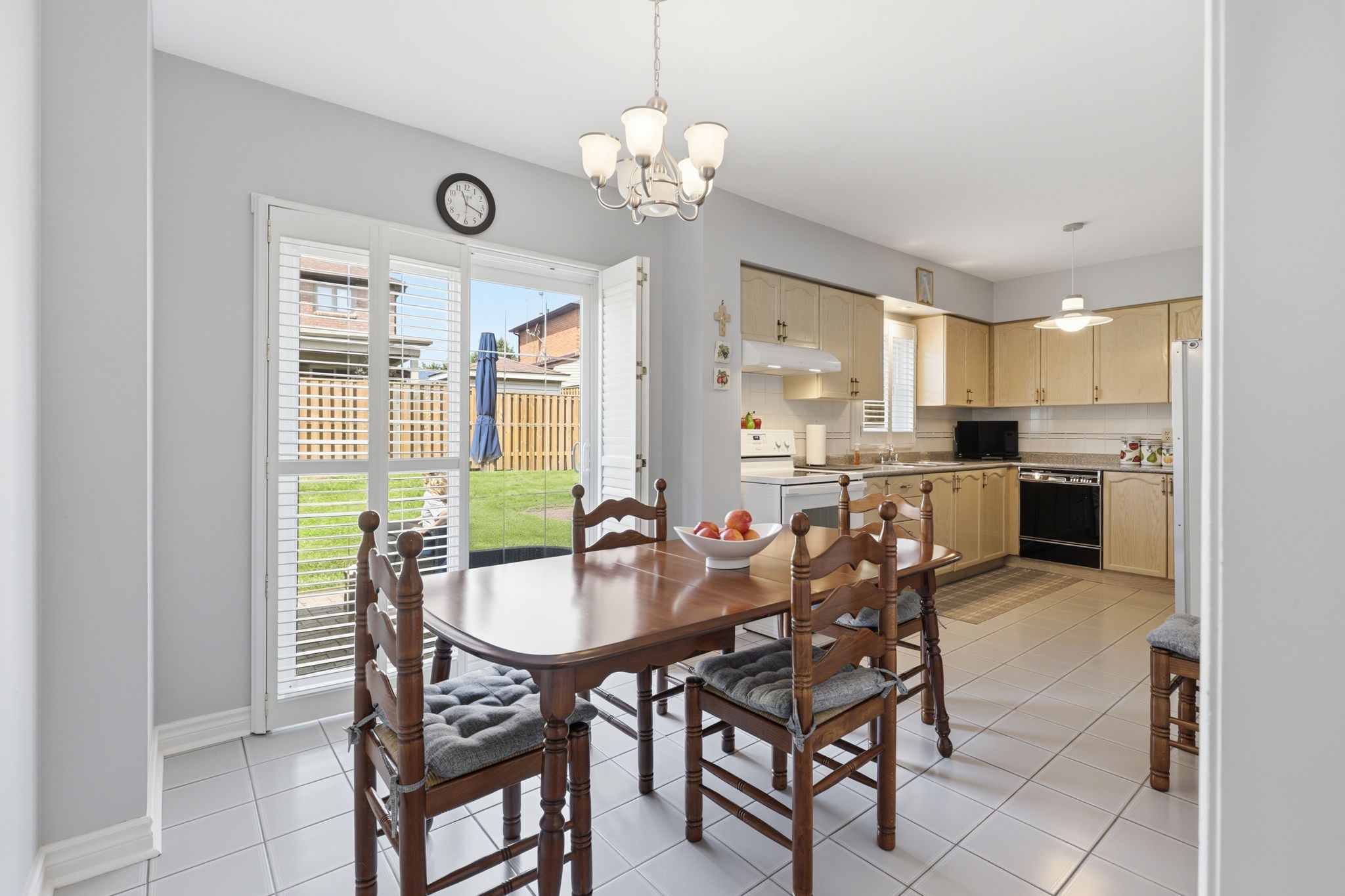 Property in Vaughan — delivered property photograph 13
