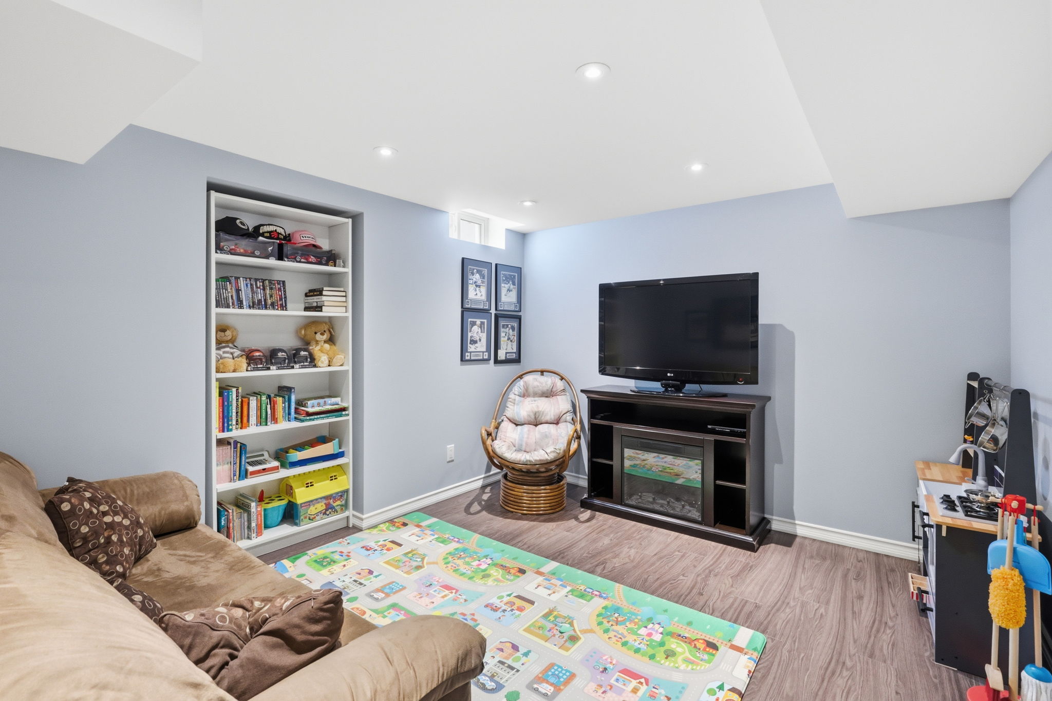 Property in Vaughan — delivered property photograph 28