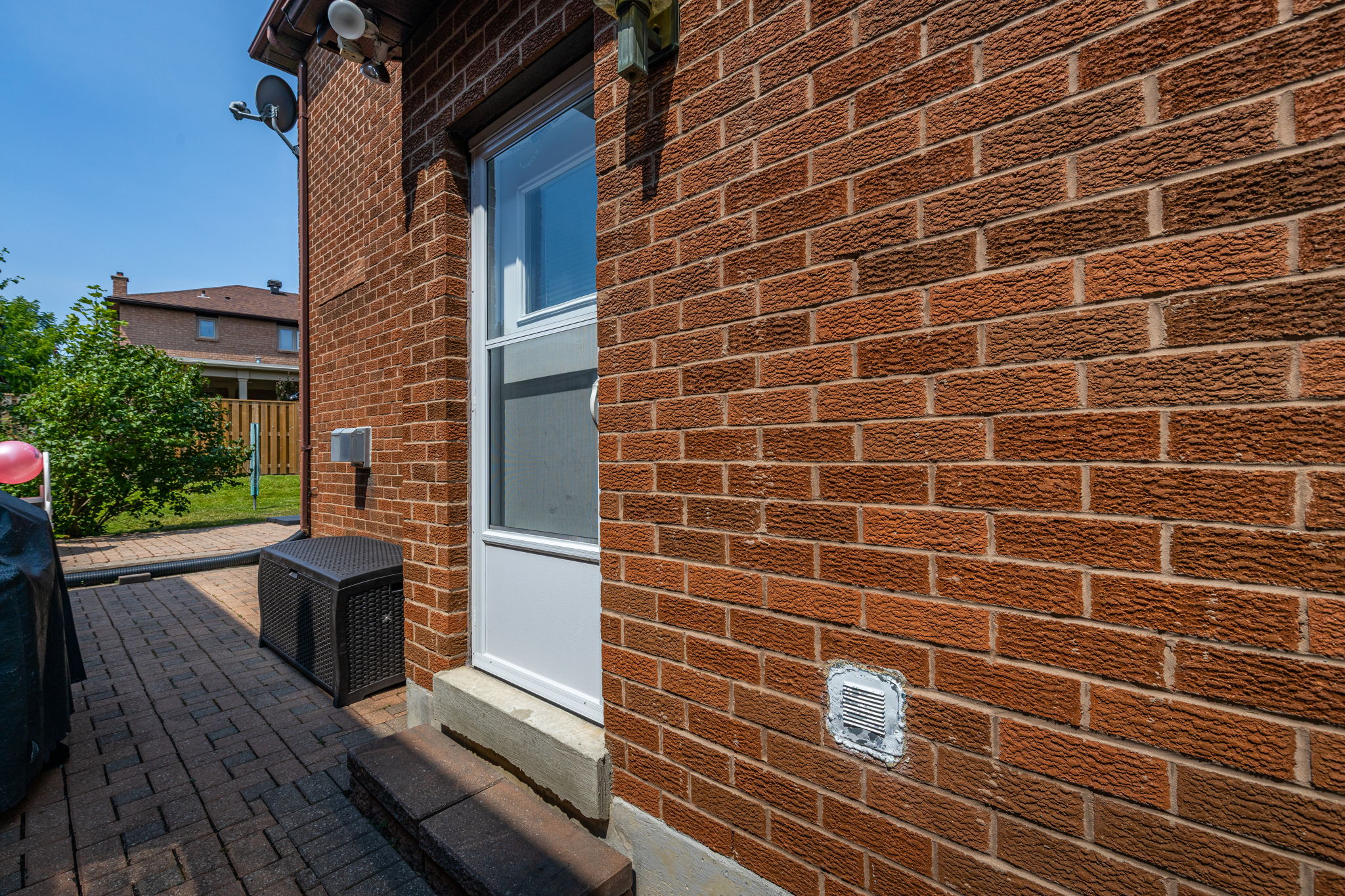 Property in Vaughan — delivered property photograph 32