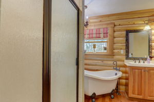 Cross Ridge Dr-024