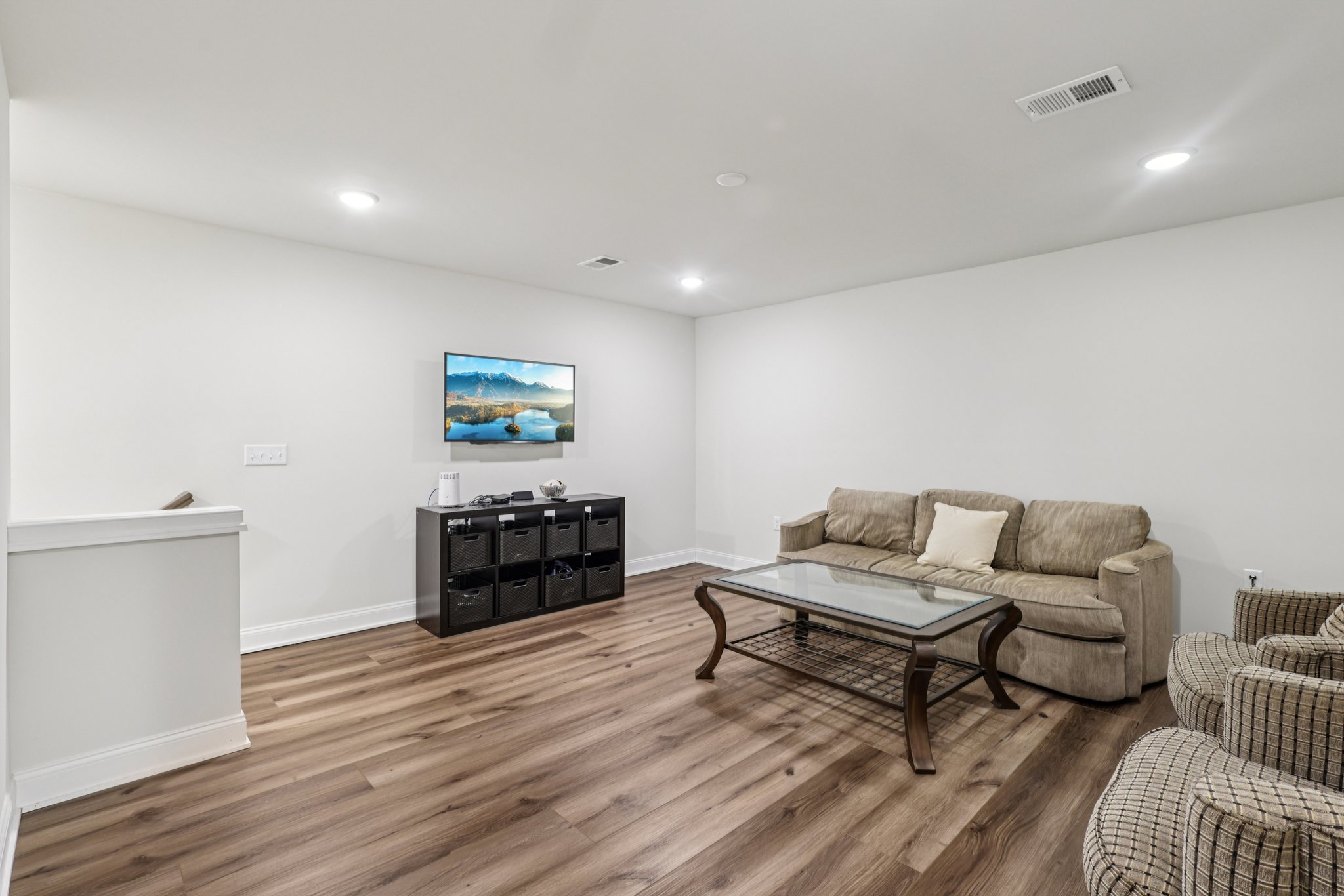 Dahlia Dr-S1212-017.jpg