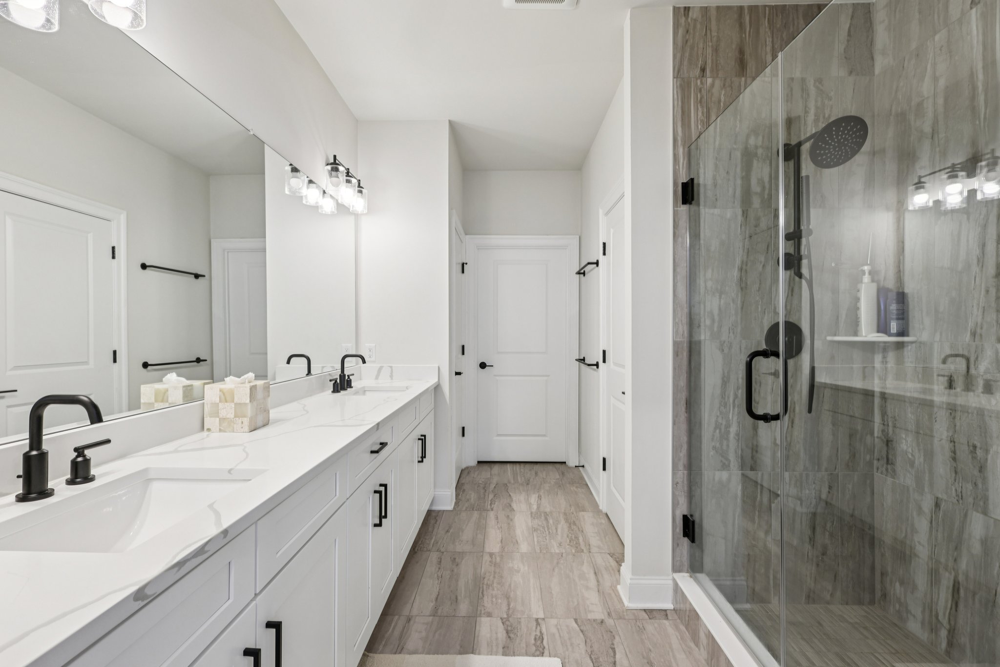 Dahlia Dr-S1212-027.jpg