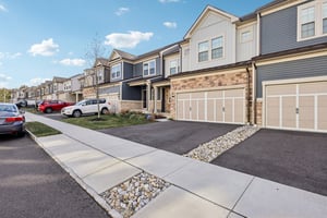 Dahlia Dr-S1212-002.jpg