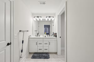 Dahlia Dr-S1212-021.jpg