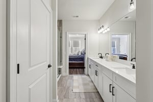 Dahlia Dr-S1212-029.jpg