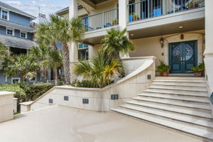 Front Entry Detail
