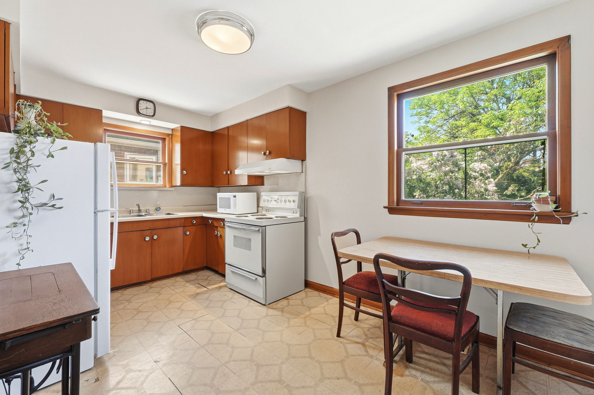 28 East Dr, York, ON M6N 2N7, Canada Photo 14