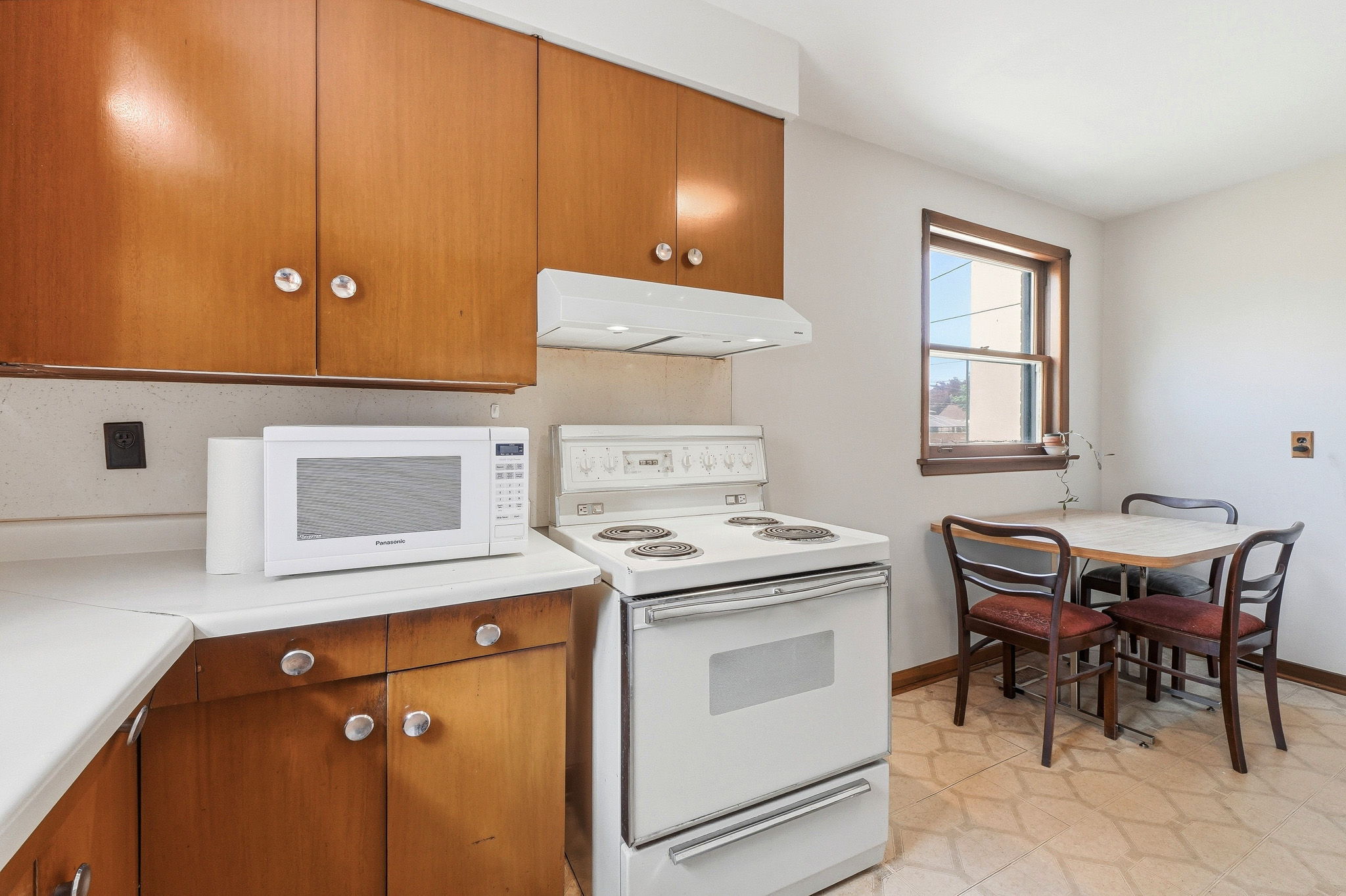 28 East Dr, York, ON M6N 2N7, Canada Photo 18