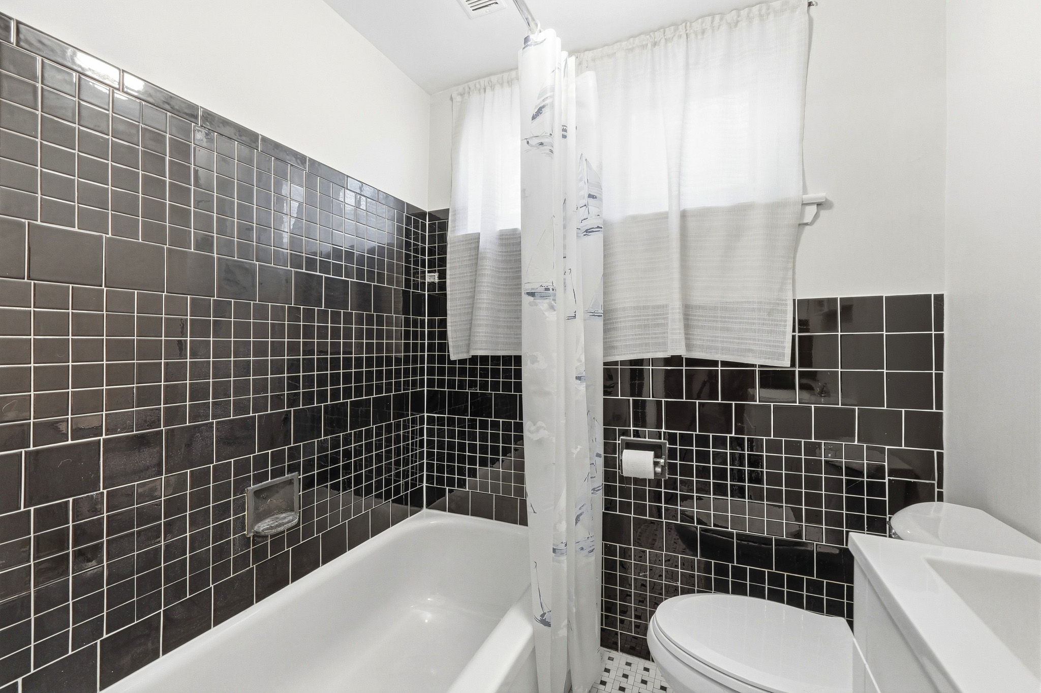 28 East Dr, York, ON M6N 2N7, Canada Photo 44