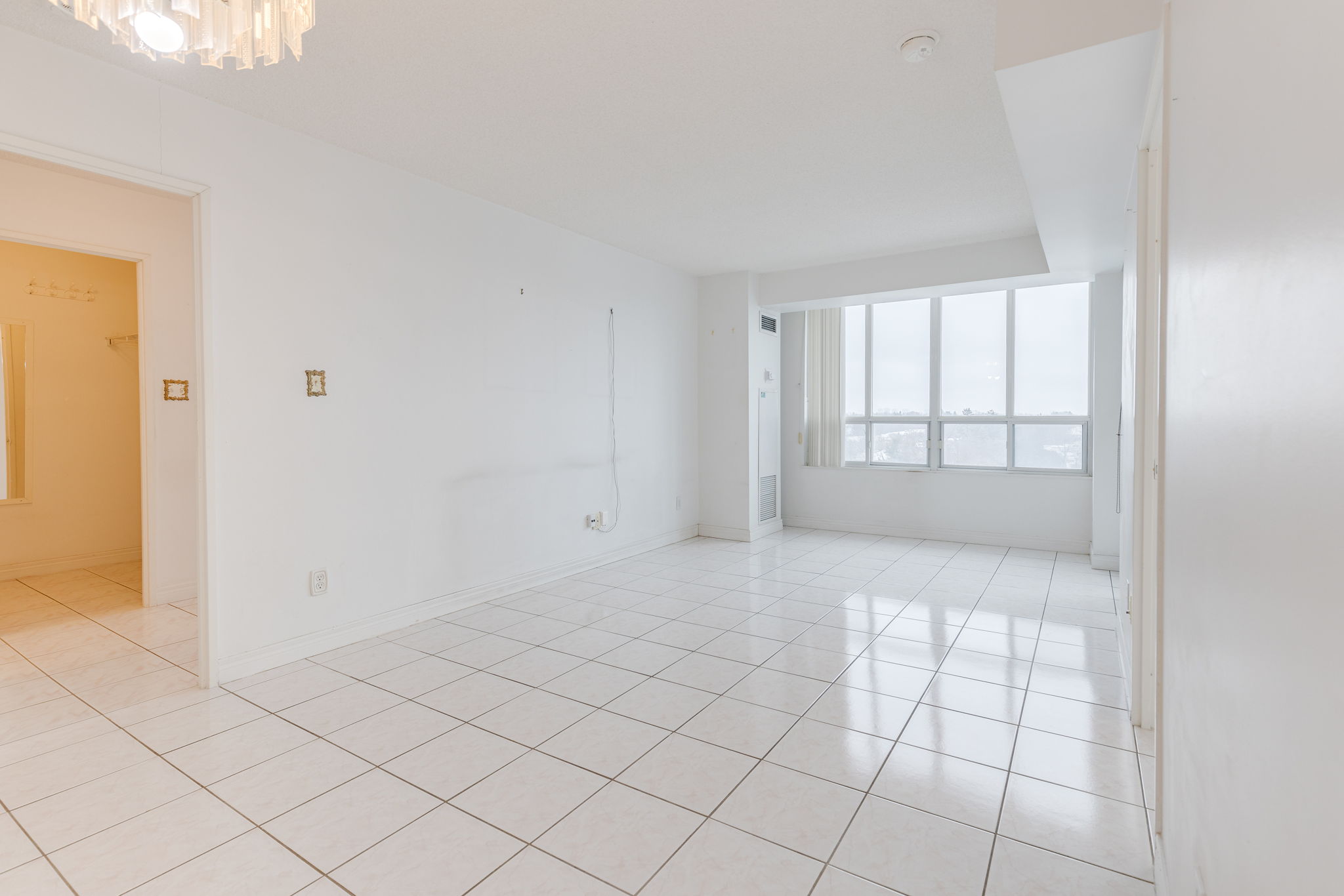 Toronto property showcase — delivered property photograph 8