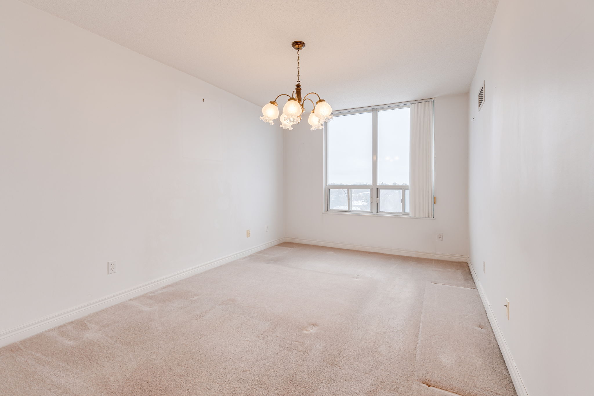 Toronto property showcase — delivered property photograph 17