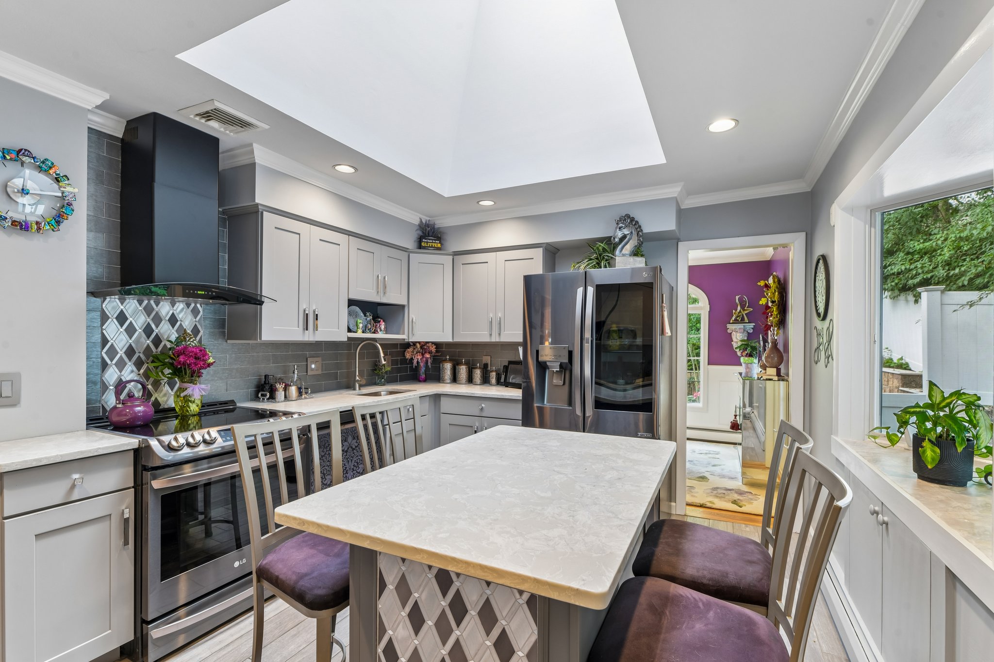 Forest Dr-S2808-013.jpg