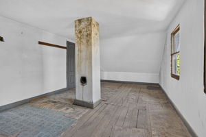  Photo 30