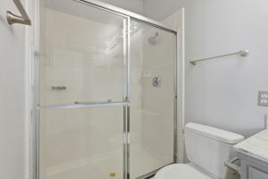  Photo 34